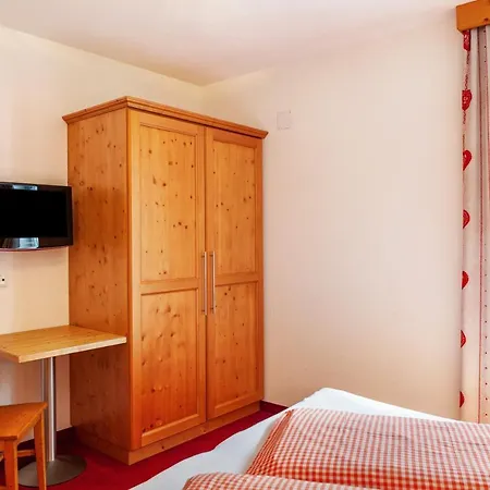 Alpenflora 1 Apartment